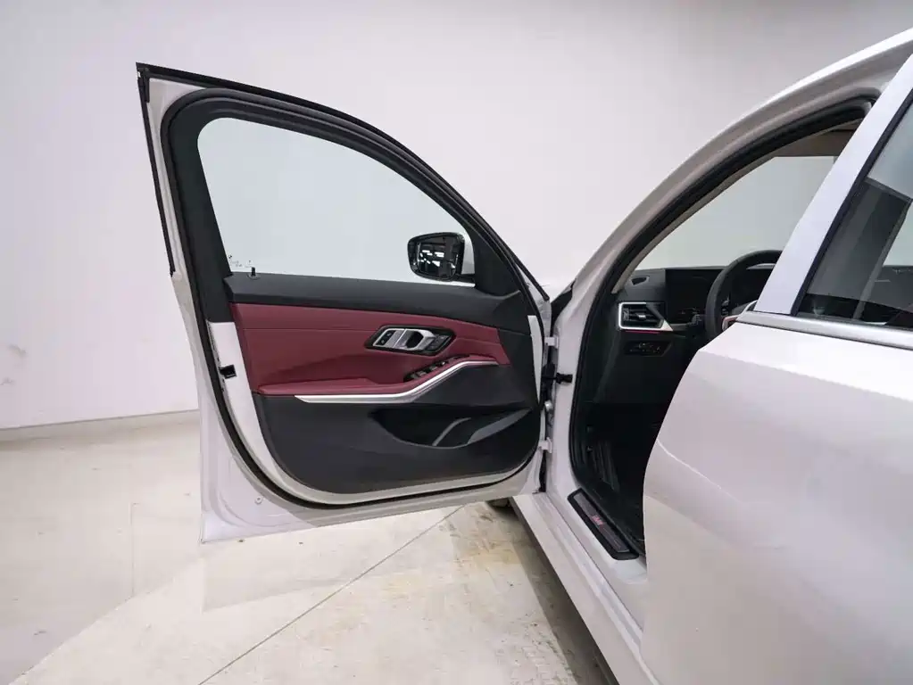 BMW i3 — миниатюра 13