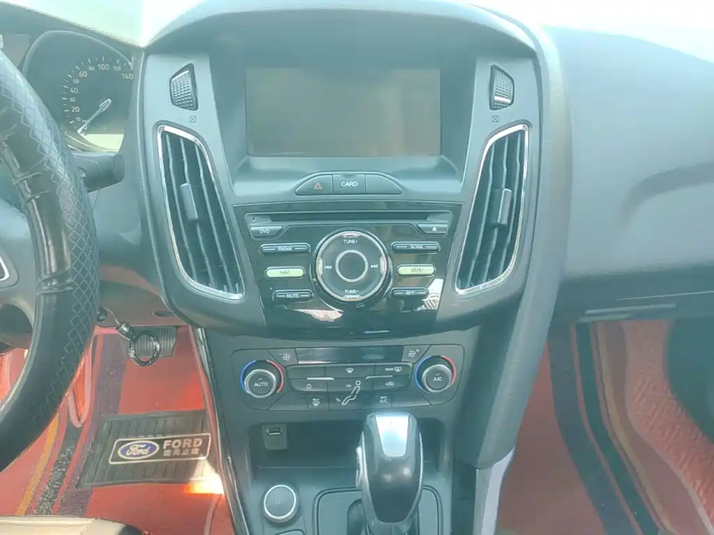 Ford Focus — миниатюра 13