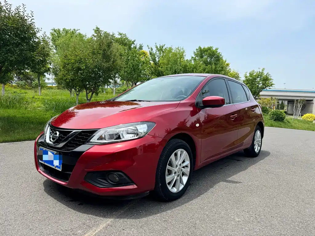 Купить Nissan Tiida