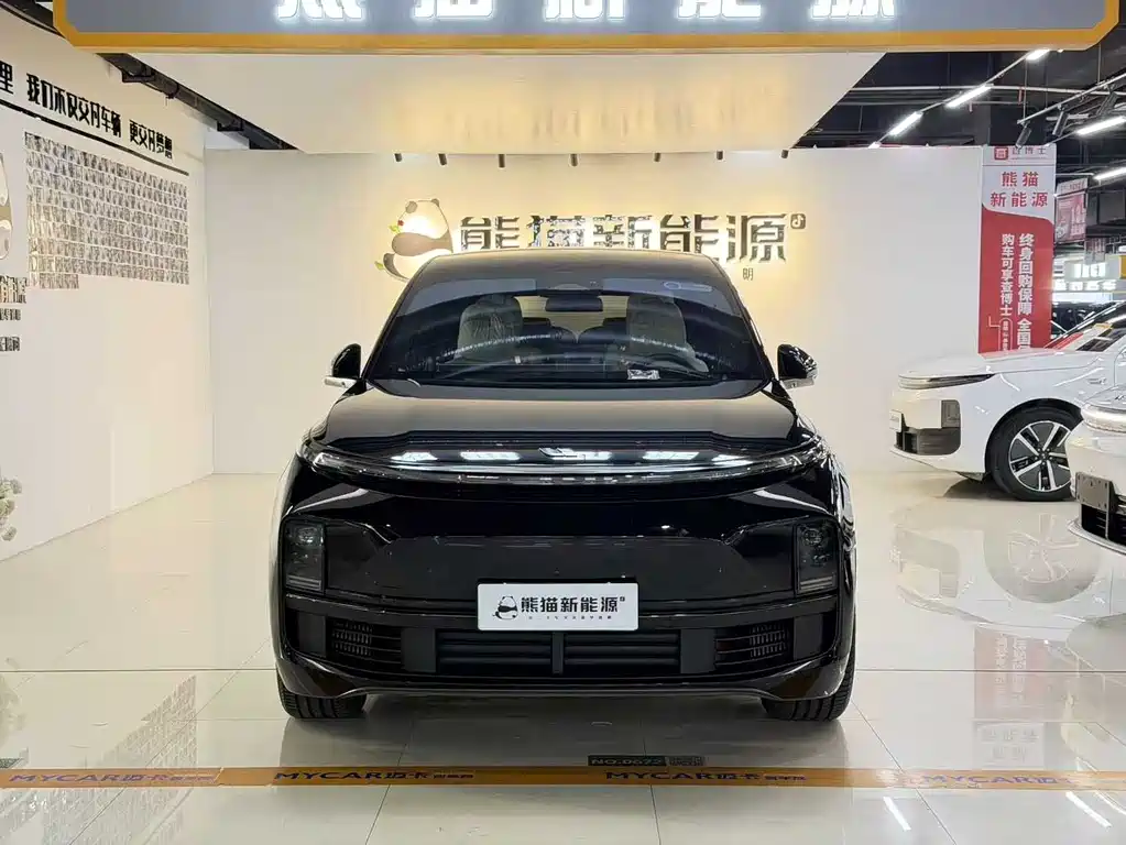 Li Auto L8 2023 Pro