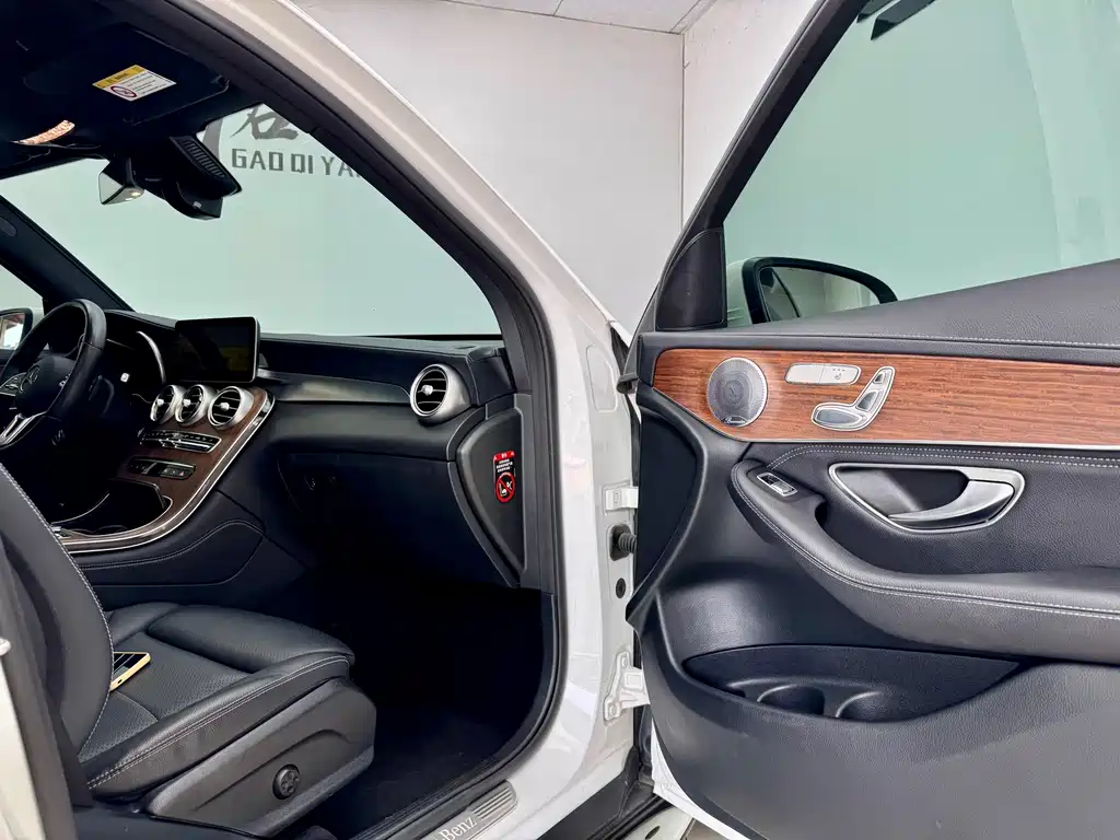 Mercedes-Benz GLC — миниатюра 15