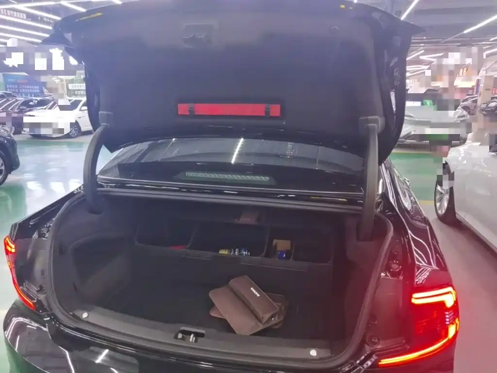 Volvo S90 — миниатюра 19