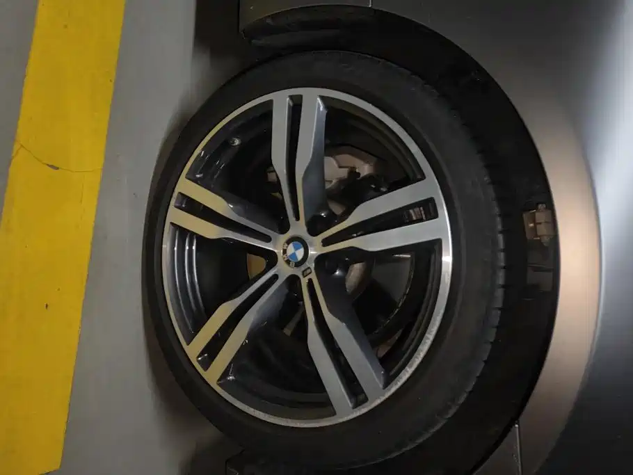 BMW 6 Series GT — миниатюра 6