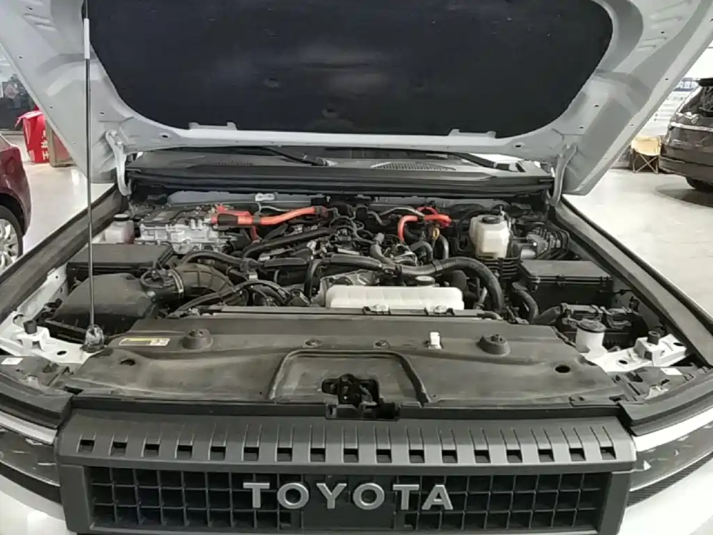 Toyota Prado — миниатюра 20