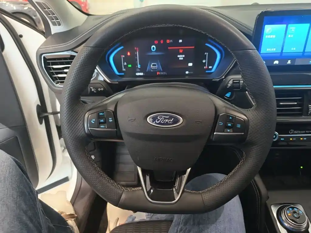 Ford Focus — миниатюра 15
