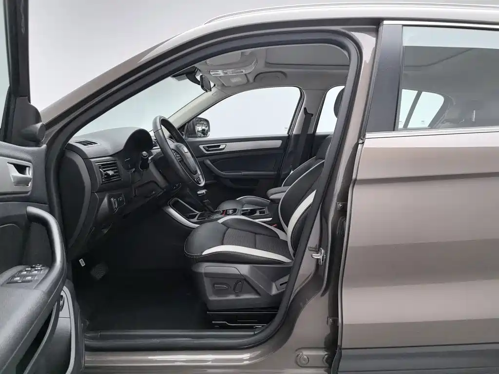 Qoros Qoros 5 — миниатюра 10