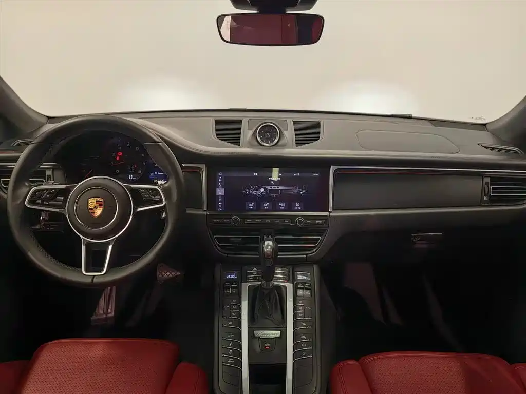 Porsche Macan — миниатюра 2
