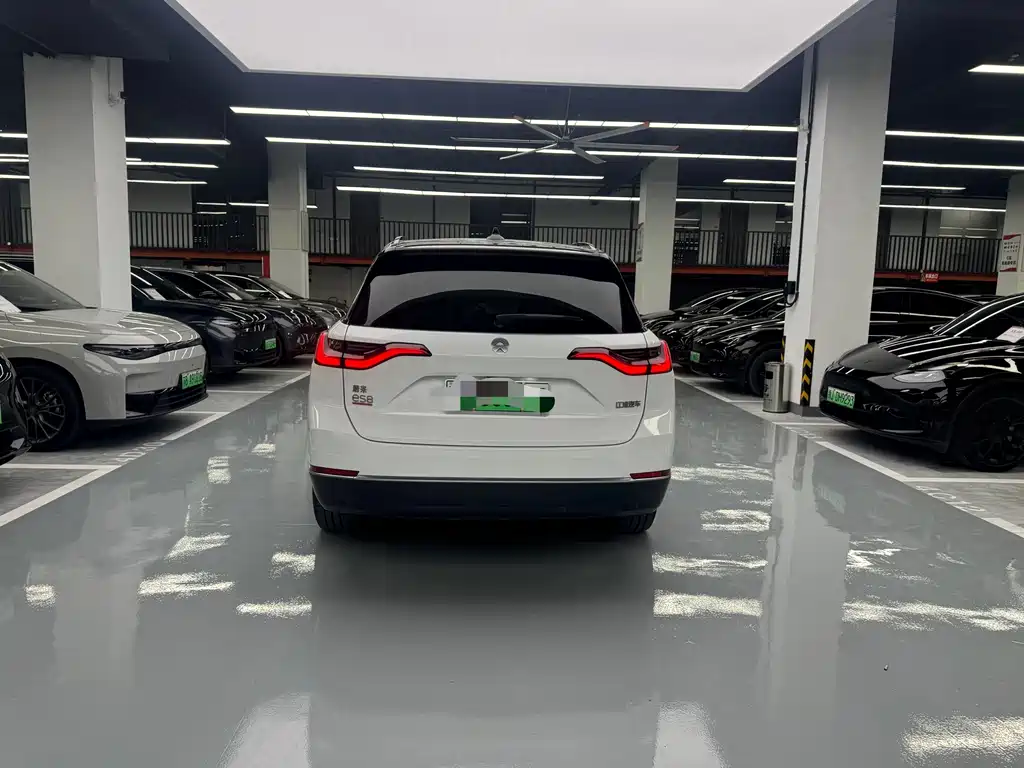 NIO ES8 — миниатюра 15