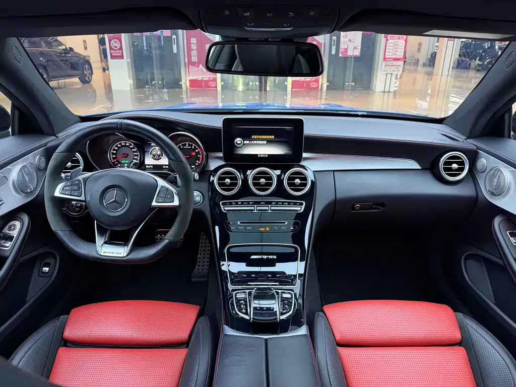 Mercedes-Benz C-Class AMG — миниатюра 12