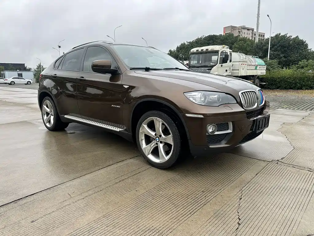 BMW X6 — миниатюра 5