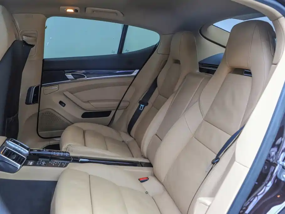 Porsche Panamera — миниатюра 14