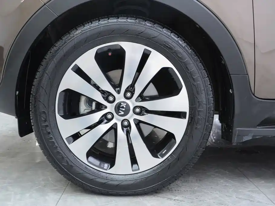Kia Sportage — миниатюра 5