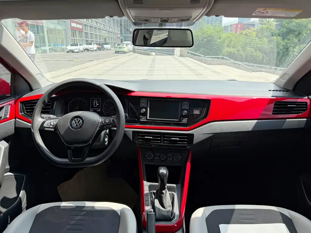 Volkswagen Polo — миниатюра 10