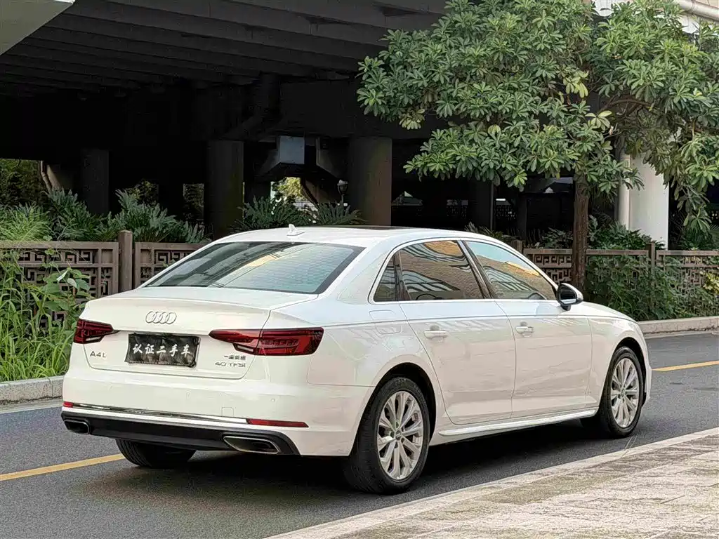 Audi A4L — миниатюра 4