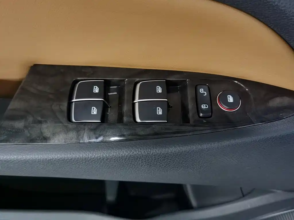 BYD Qin NEV — миниатюра 9