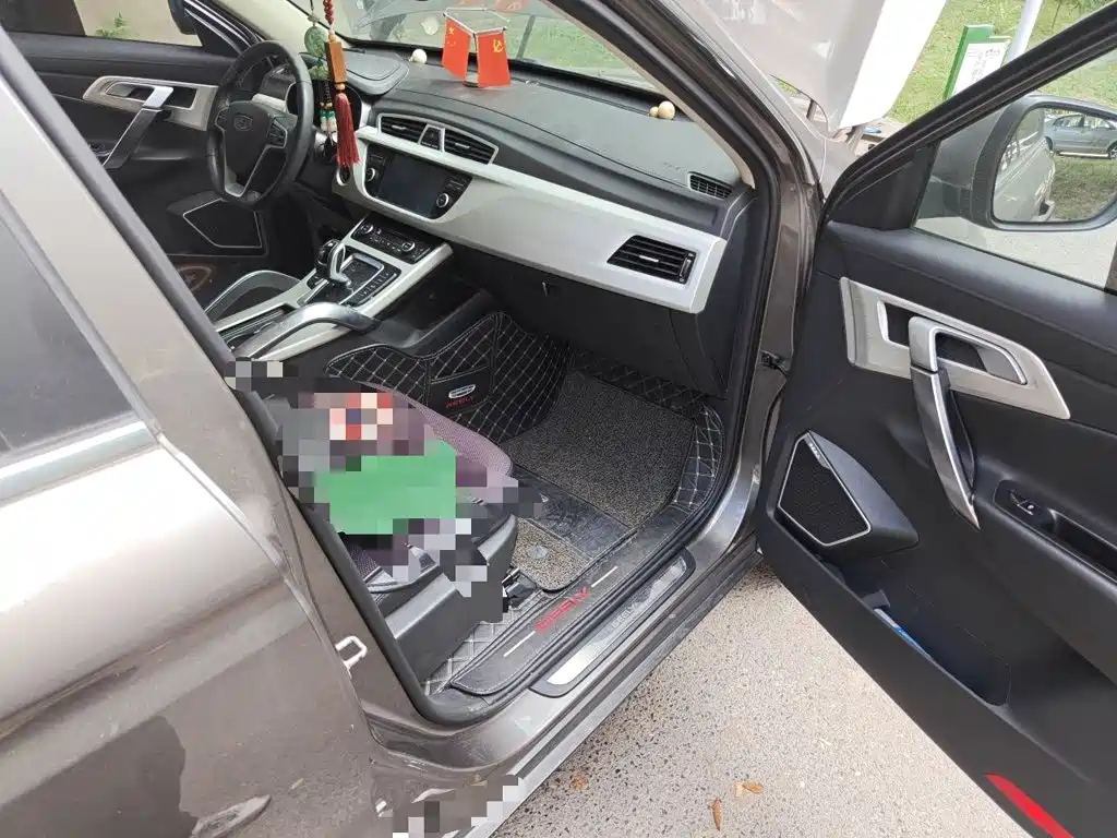Geely Boyue — миниатюра 19