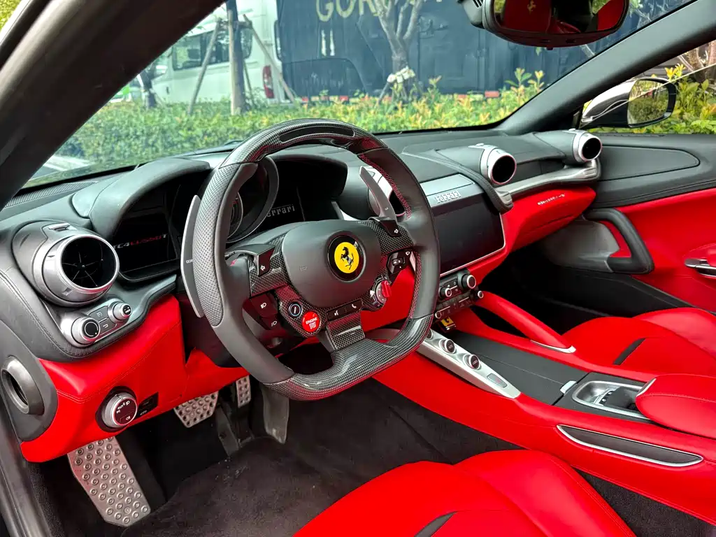 Ferrari GTC4Lusso — миниатюра 4