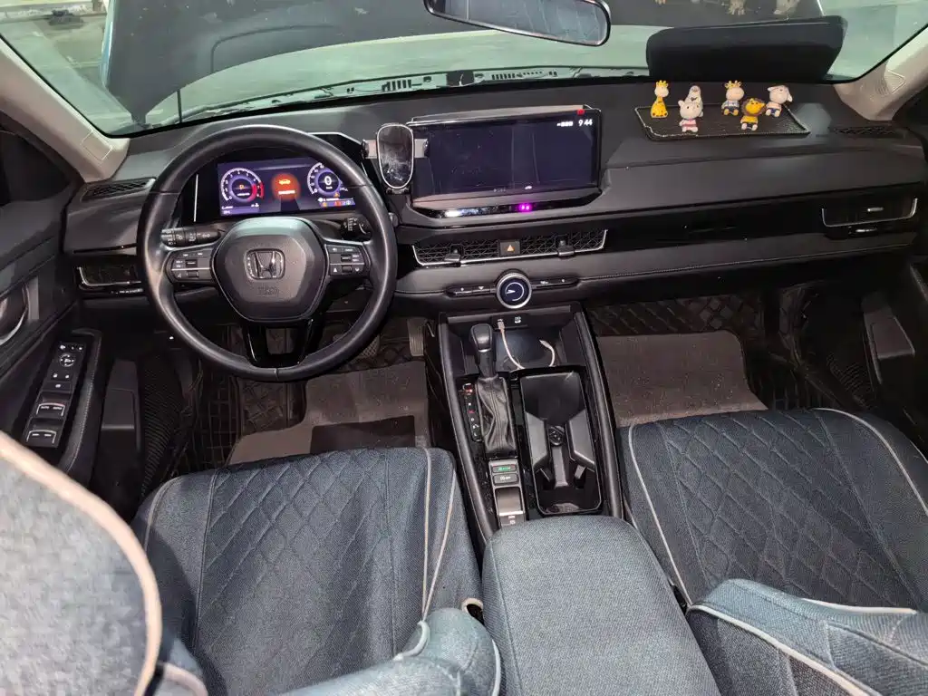 Honda Inspire — миниатюра 10