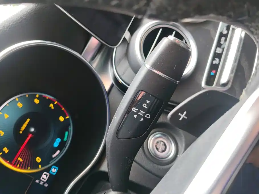 Mercedes-Benz C-Class (Import) — миниатюра 16