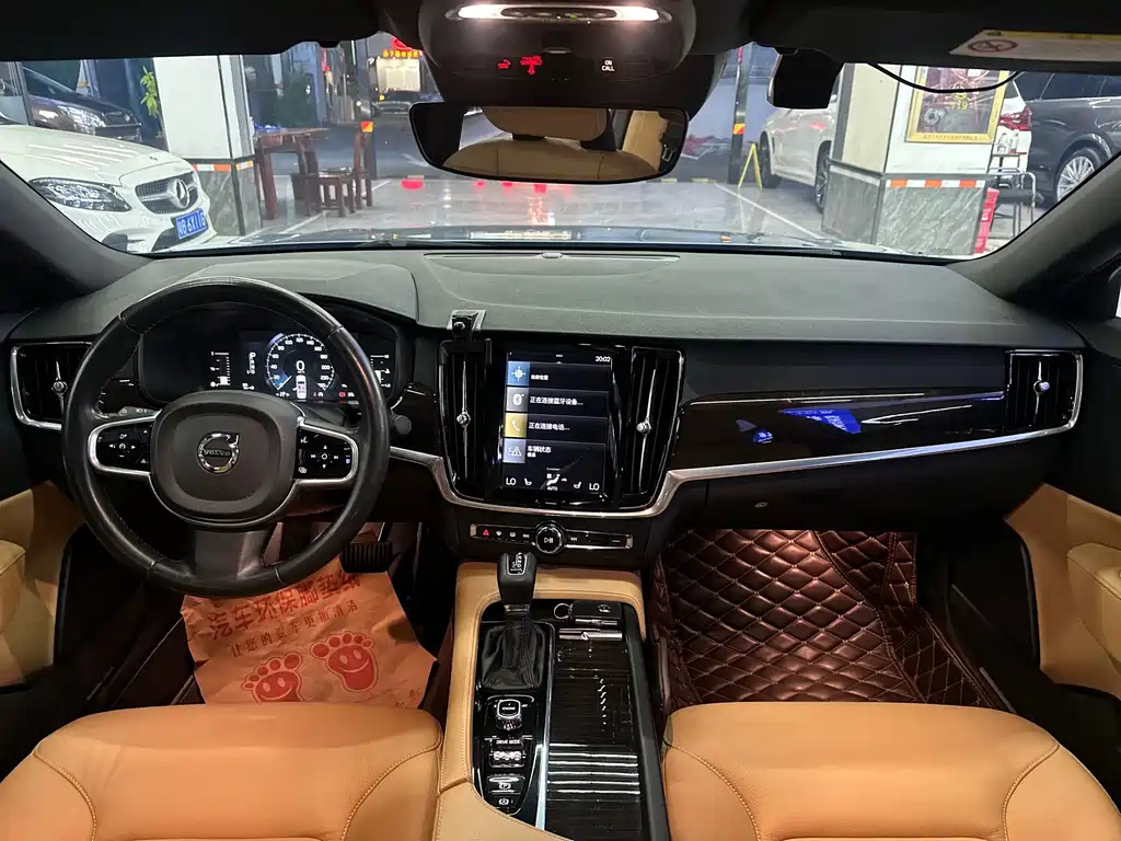 Volvo S90 — миниатюра 14