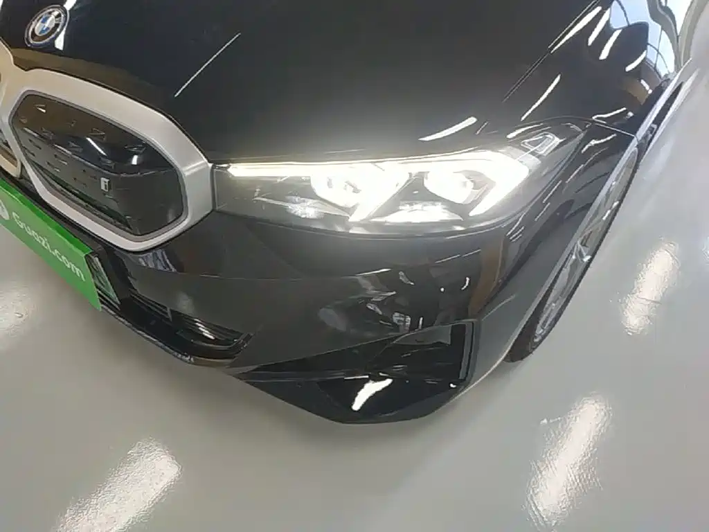 BMW i3 — миниатюра 24