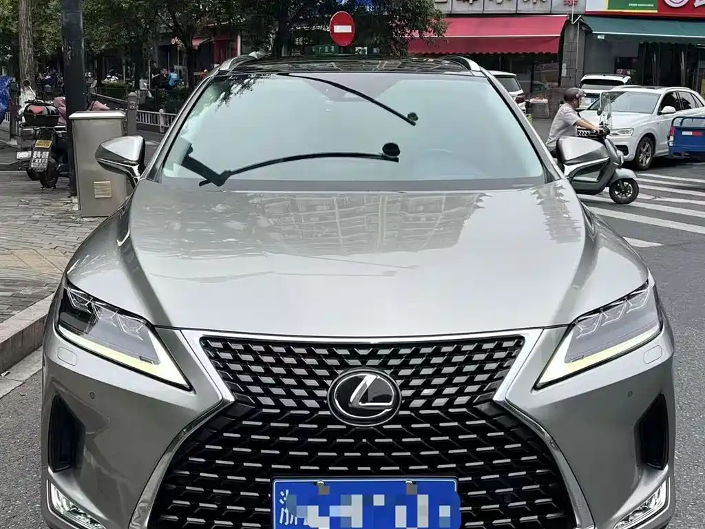 Lexus RX 2021 300