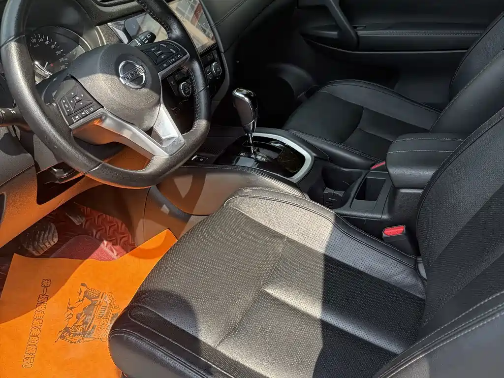 Nissan X-Trail — миниатюра 6