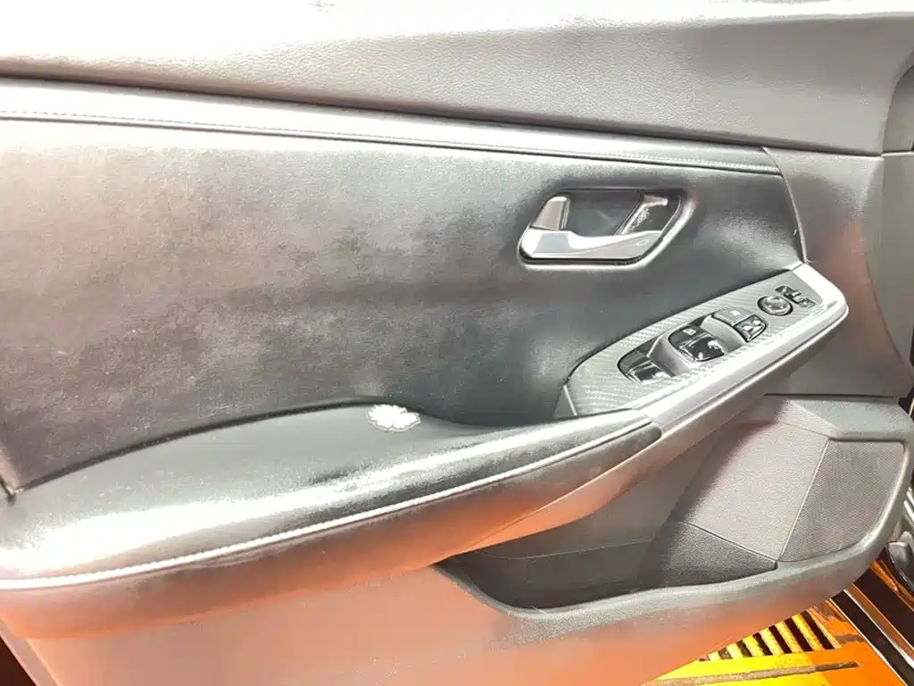 Nissan Sylphy — миниатюра 5