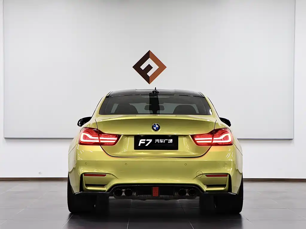 BMW M4