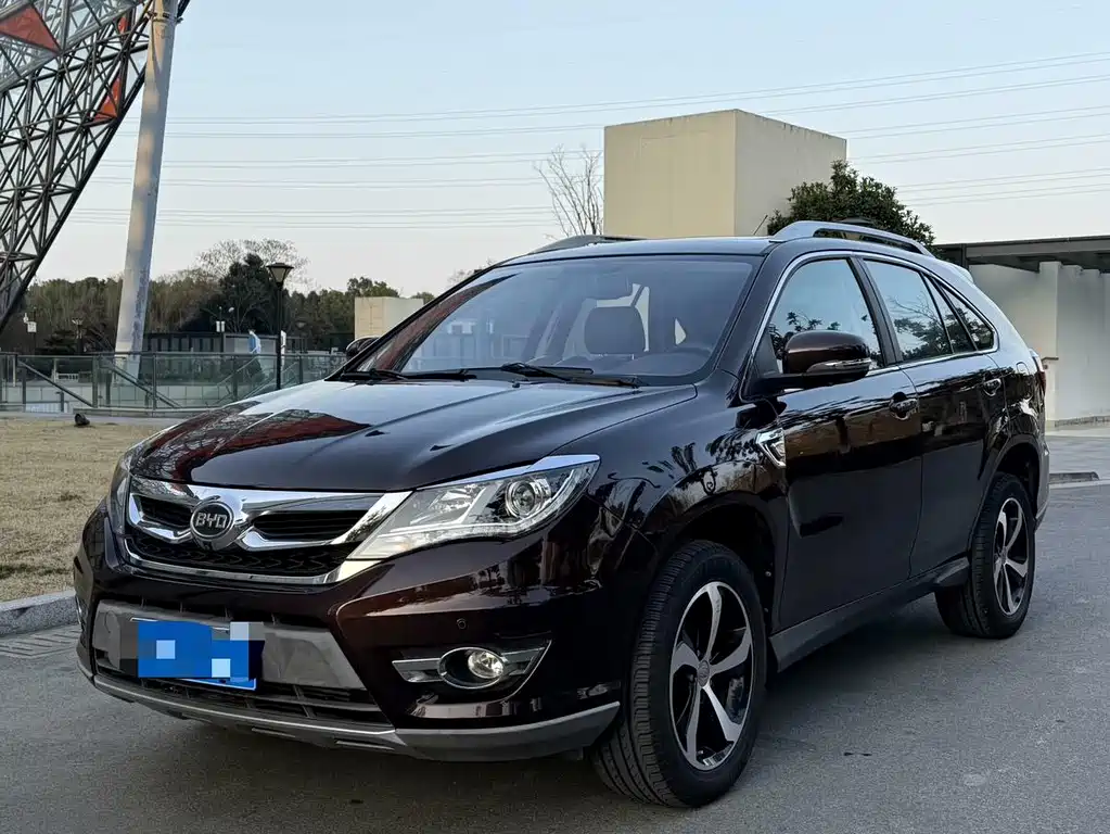 Купить BYD S7