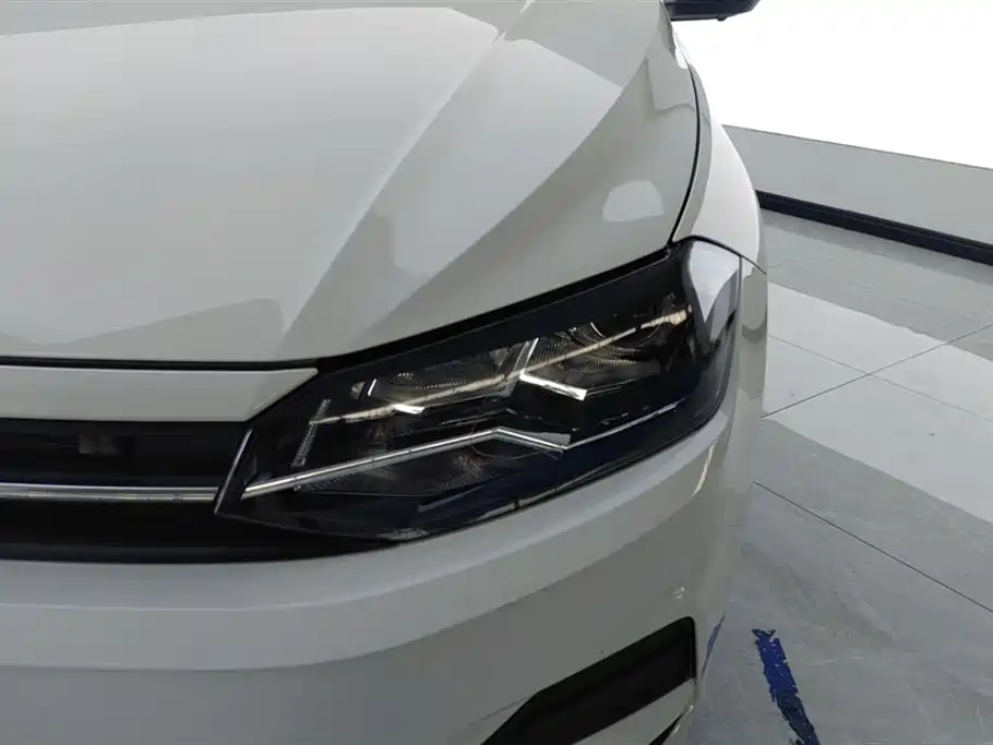 Volkswagen Polo 2021 Plus 1.5L AT