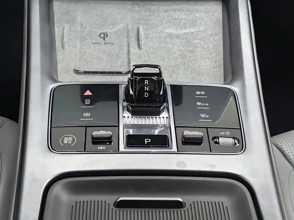 BYD Seal — миниатюра 13