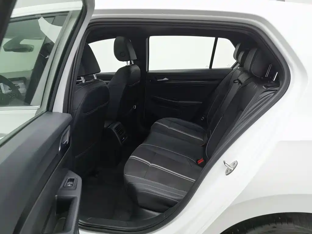 Volkswagen Golf — миниатюра 15