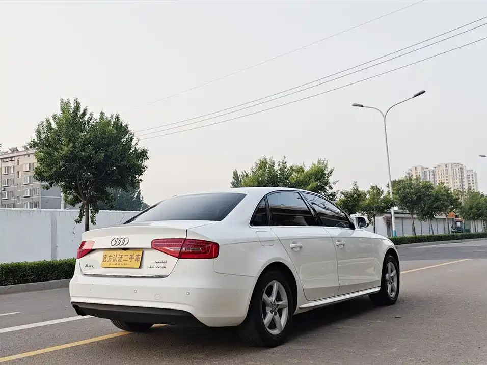 Audi A4L 2013 35 TFSI AT Comfort