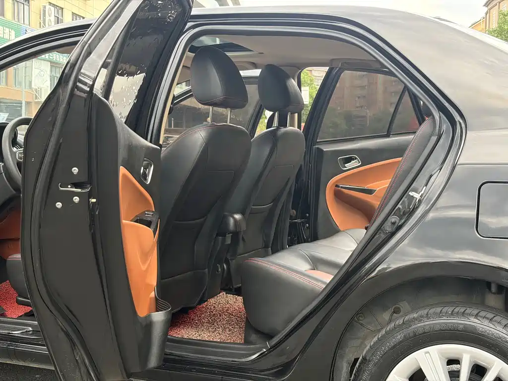 Geely King Kong — миниатюра 14