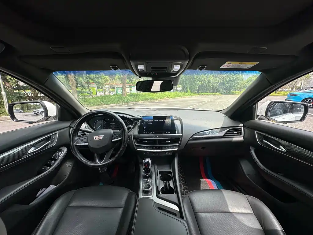Cadillac CT5 — миниатюра 10