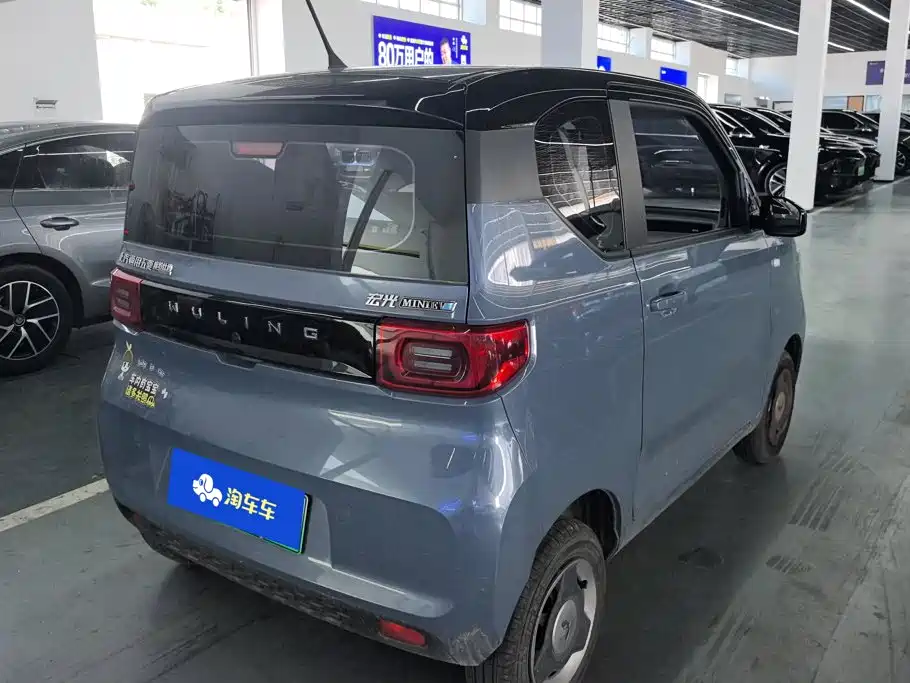Wuling MINIEV — миниатюра 3