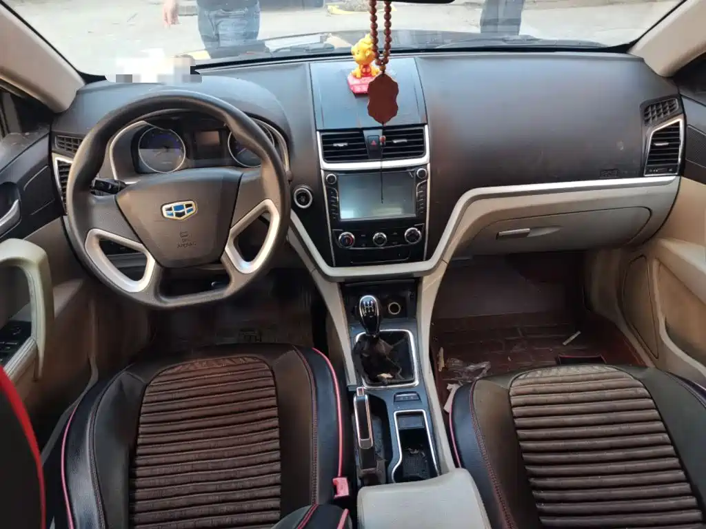Geely Emgrand — миниатюра 5