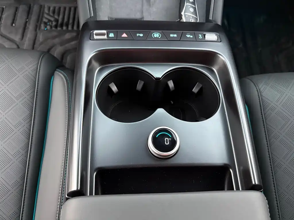BYD Qin L — миниатюра 14