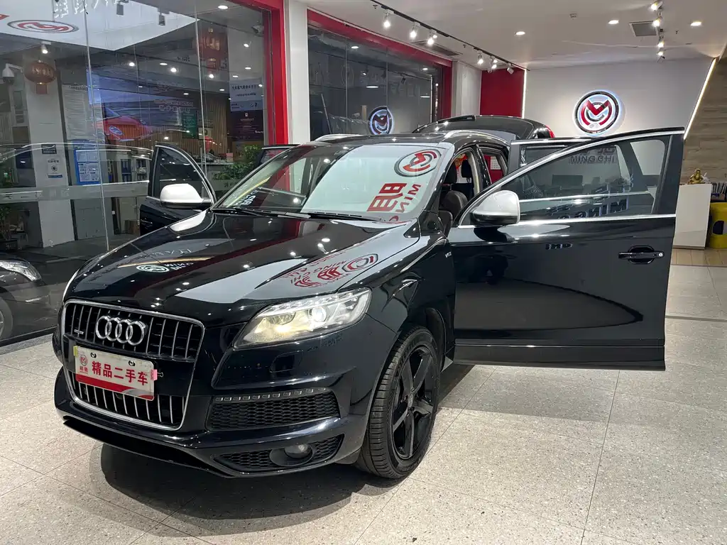 Audi Q7 2014 40 TFSI Sport