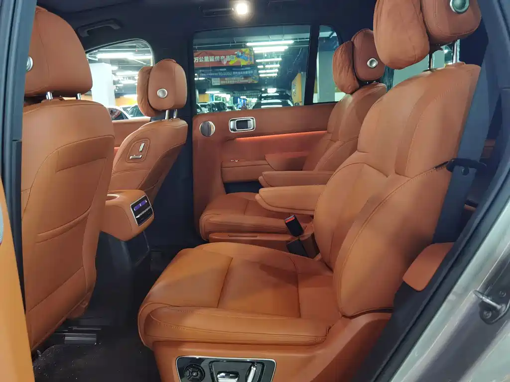 Li Auto Li L8 — миниатюра 7