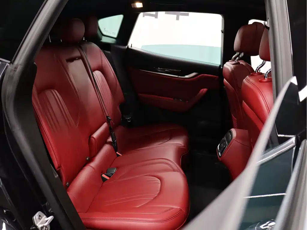 Maserati Levante — миниатюра 22