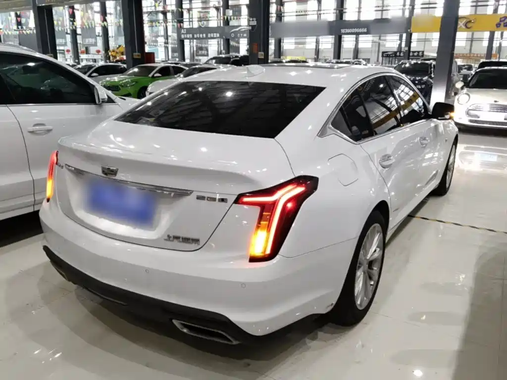 Cadillac CT5 — миниатюра 7