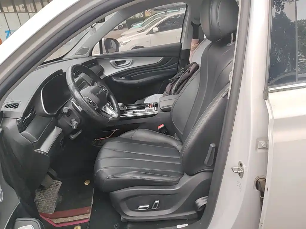 Roewe RX5 eMAX — миниатюра 15