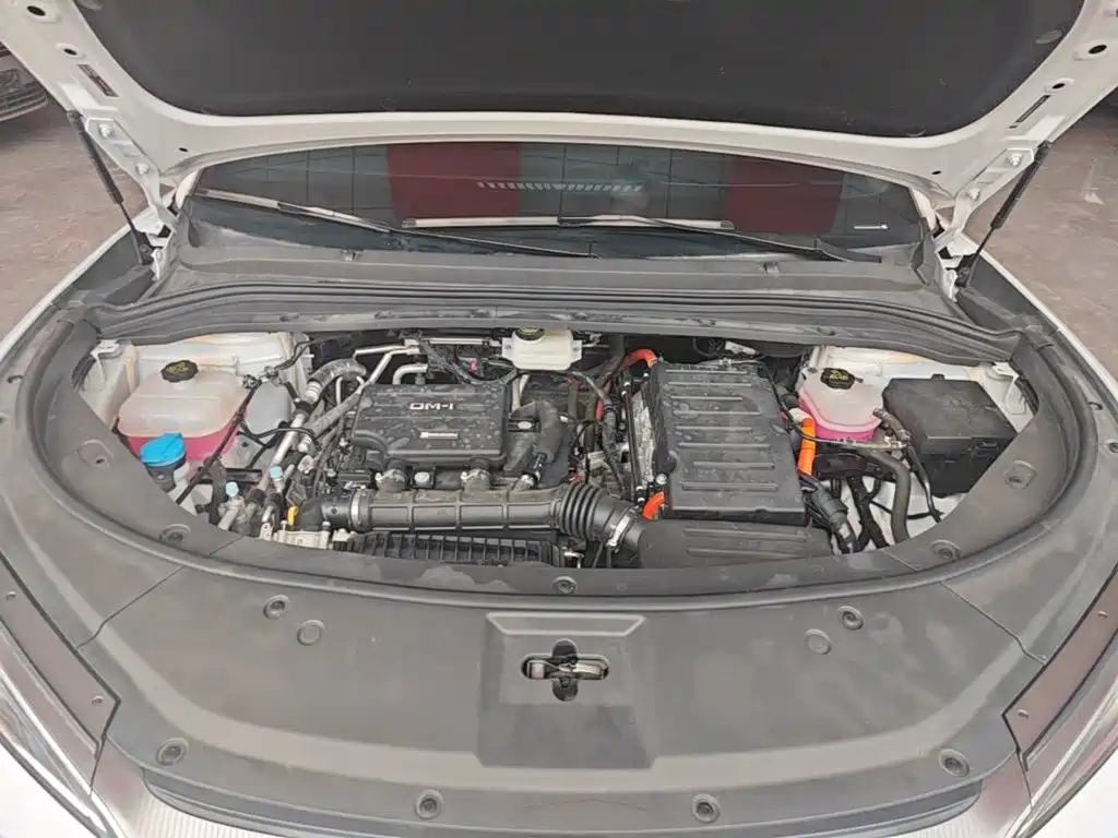 BYD L DM-i — миниатюра 20