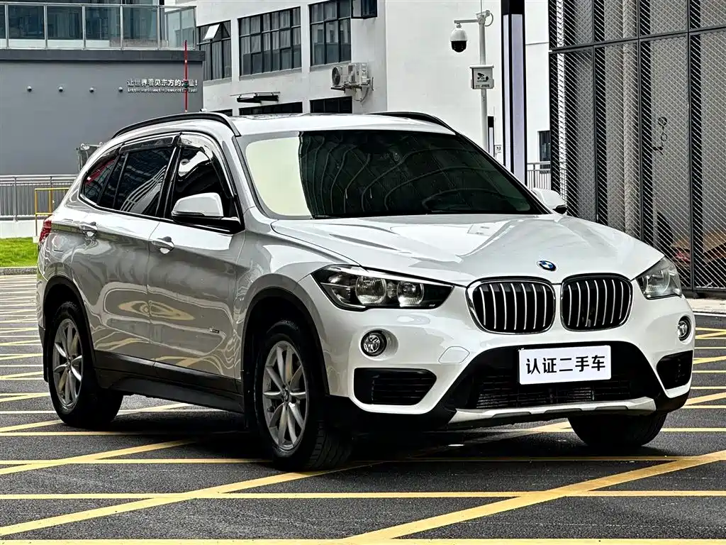 BMW X1 2016 sDrive18Li Fashion