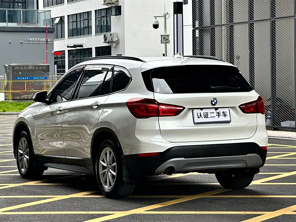 BMW X1 2016 sDrive18Li Fashion