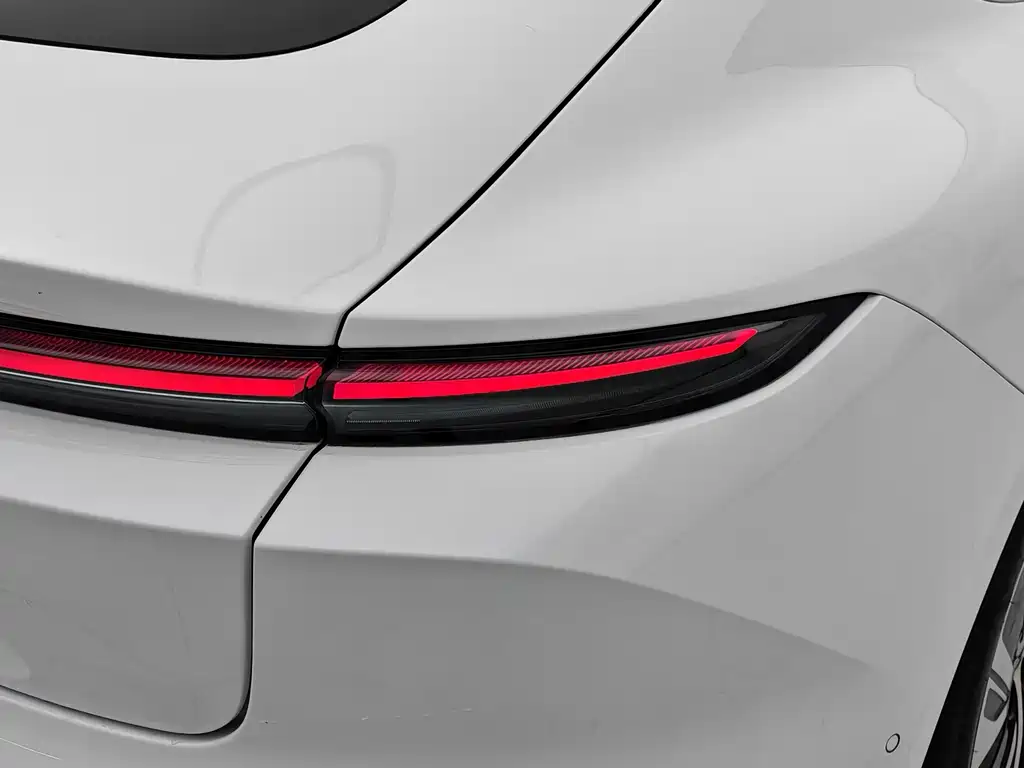 NIO ET5 — миниатюра 4