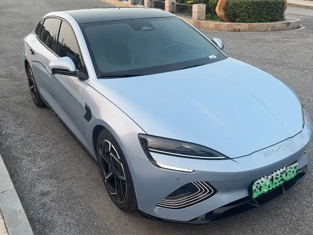 BYD Seal 2022 700km