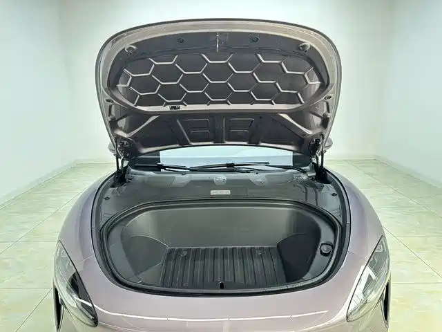 Xiaomi SU7 — миниатюра 16